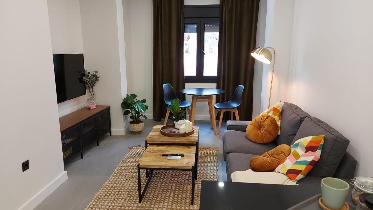 Love Rent4 Malaga City Exterior photo