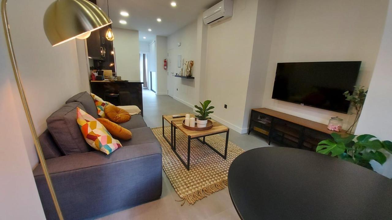 Love Rent4 Malaga City Exterior photo