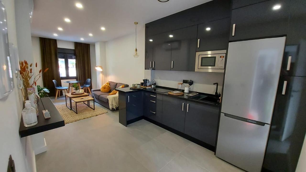 Love Rent4 Malaga City Exterior photo