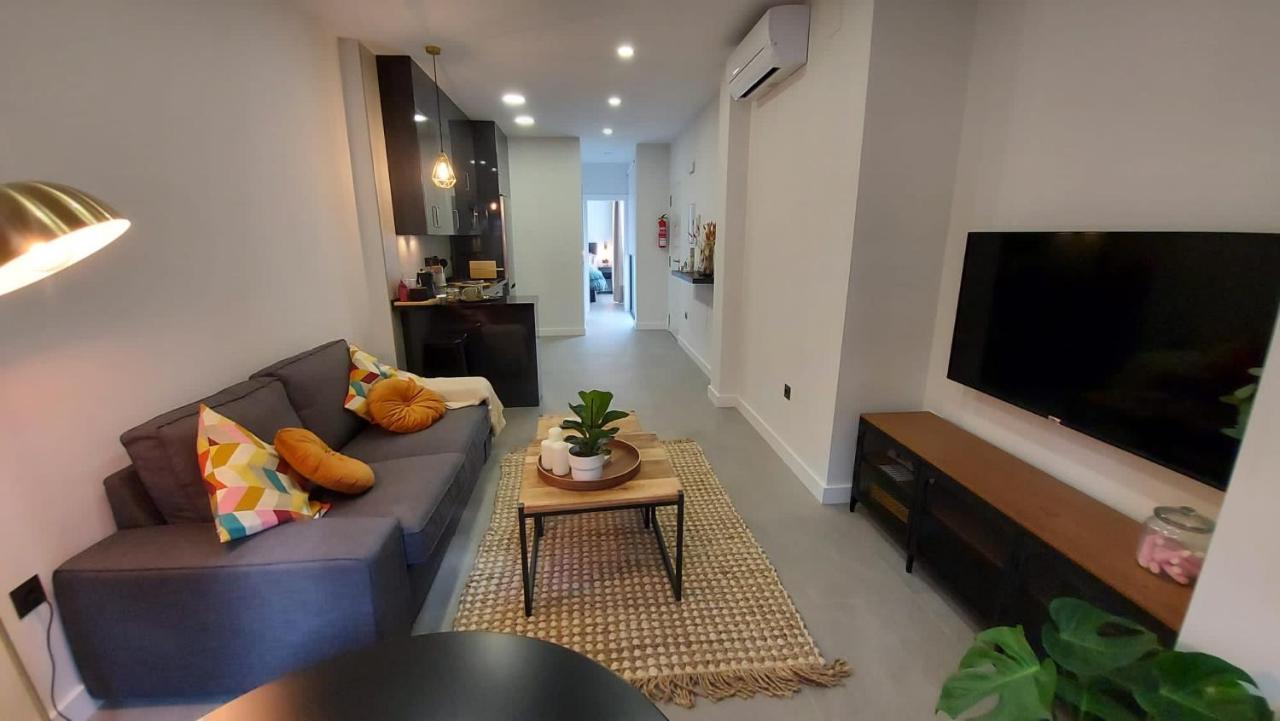 Love Rent4 Malaga City Exterior photo